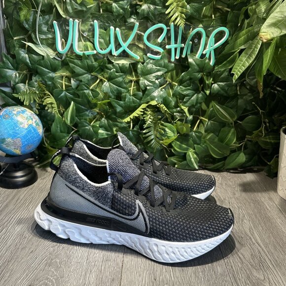 Nike React Infinity Run Flyknit CD4371-012 Black /White Running Men\'s Size 12.5 main image 4